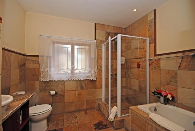 Hoopoe Haven Guest House Chartwell Dış mekan fotoğraf