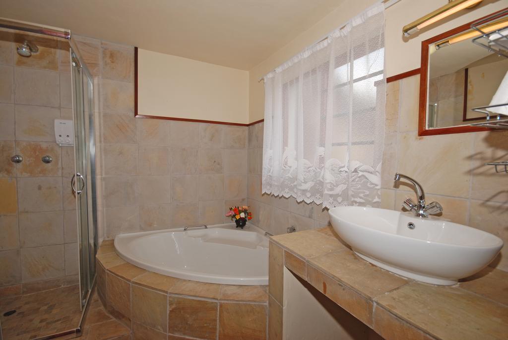 Hoopoe Haven Guest House Chartwell Dış mekan fotoğraf